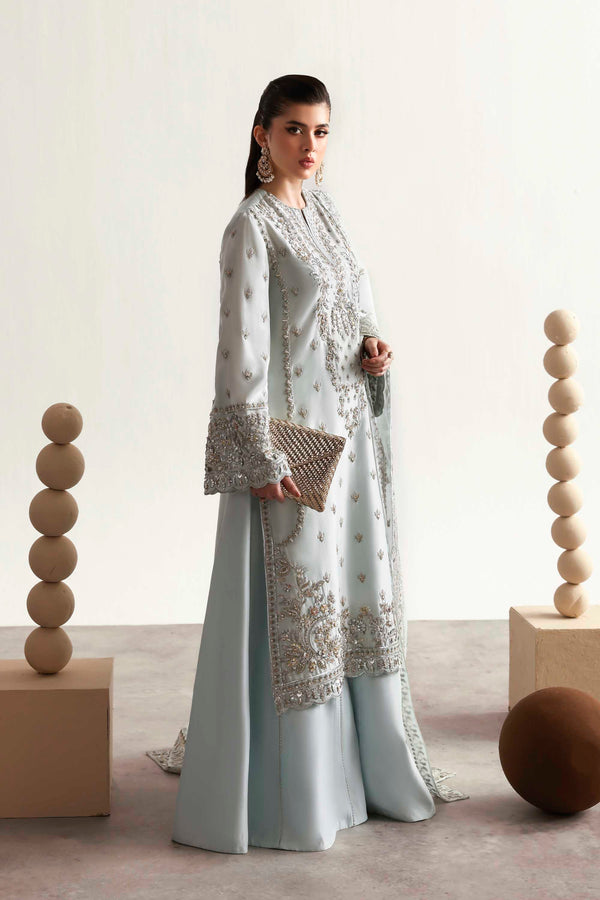 Fawn – authentic Pakistani dress from the Luxury Formals 25 collection for women in the UK
