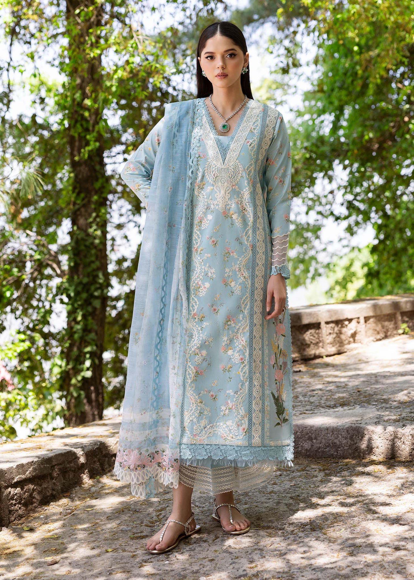 Saira Shakira | Bloom Lawn 25 | SWEET OPEL 8-B by Maria Faisal - Registered Vendor of : Saira Shakira - type : Ladies Clothes - 100% original wedding dresses