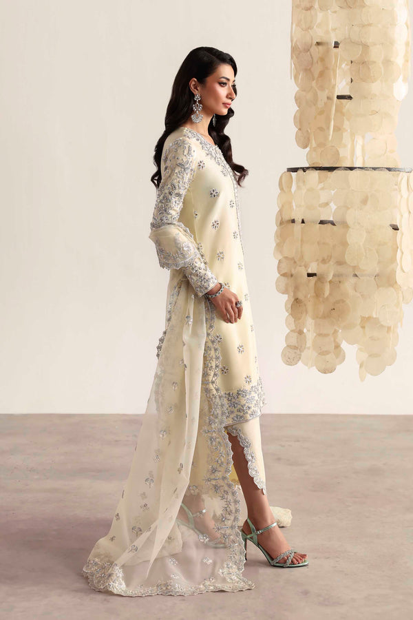 Wisteria – authentic Pakistani dress from the Luxury Formals 25 collection for women in the UK
