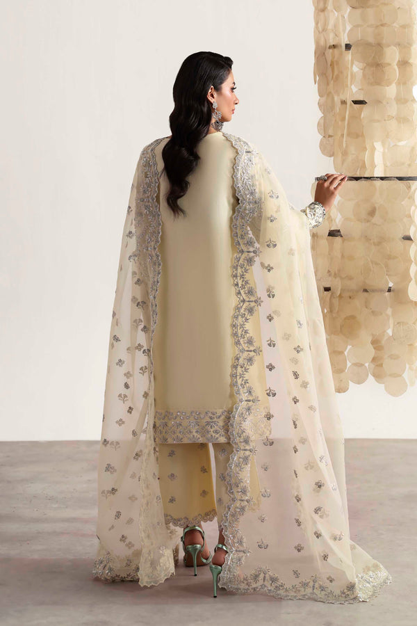 Wisteria – authentic Pakistani dress from the Luxury Formals 25 collection for women in the UK