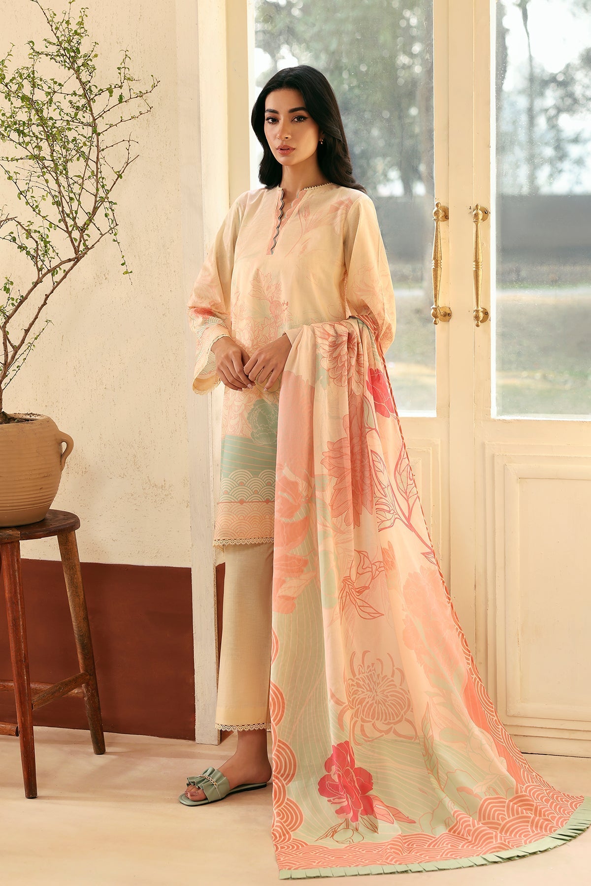 Sahar | Selene 25 | Rosette Reverie by Maria Faisal - Registered Vendor of : Sahar - type : Ladies Clothes - 100% original wedding dresses