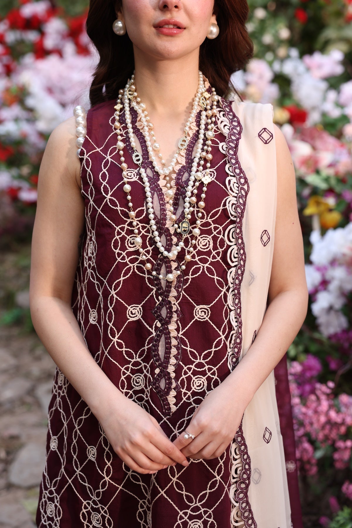 Sable Vogue | Luxury Formal 25 | SL-02-25-V1 by Maria Faisal - Registered Vendor of : Sable Vogue - type : Ladies Clothes - 100% original wedding dresses