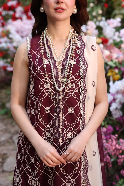 Sable Vogue | Luxury Formal 25 | SL-02-25-V1 by Maria Faisal - Registered Vendor of : Sable Vogue - type : Ladies Clothes - 100% original wedding dresses