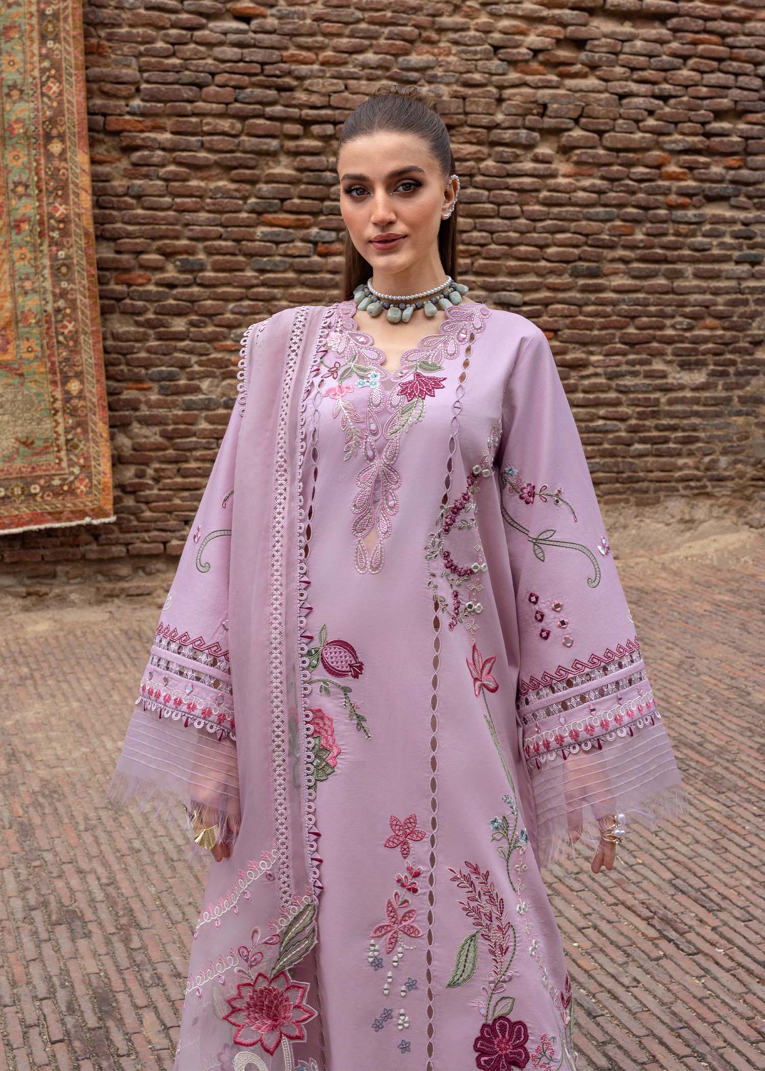 Crimson | Tasawar 25 | MIRROR GARDEN - D3B - Ladies Clothes 