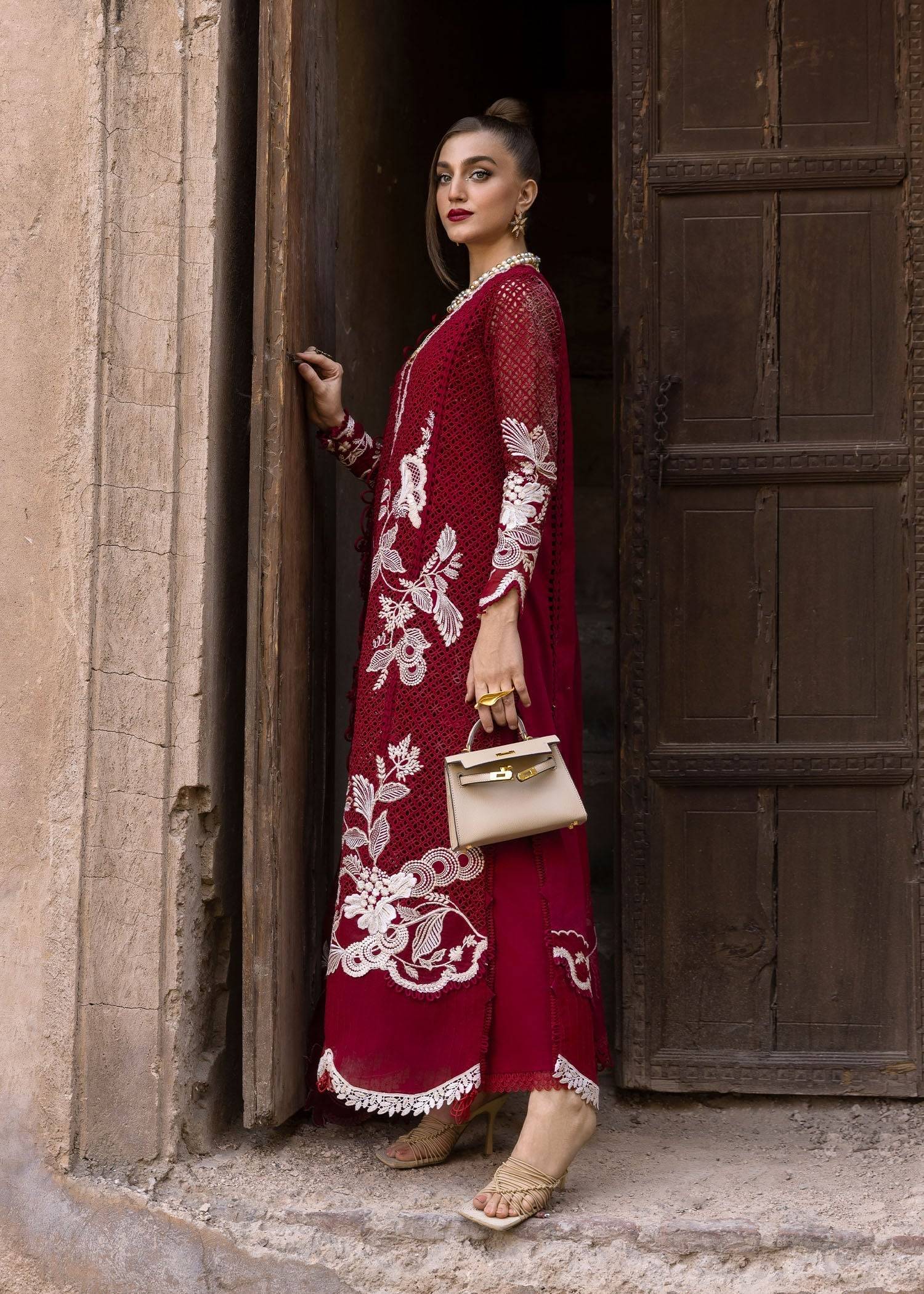 Crimson | Tasawar 25 | ONE TRUE LOVE - D6A by Maria Faisal - Registered Vendor of : Crimson - type : Ladies Clothes - 100% original wedding dresses