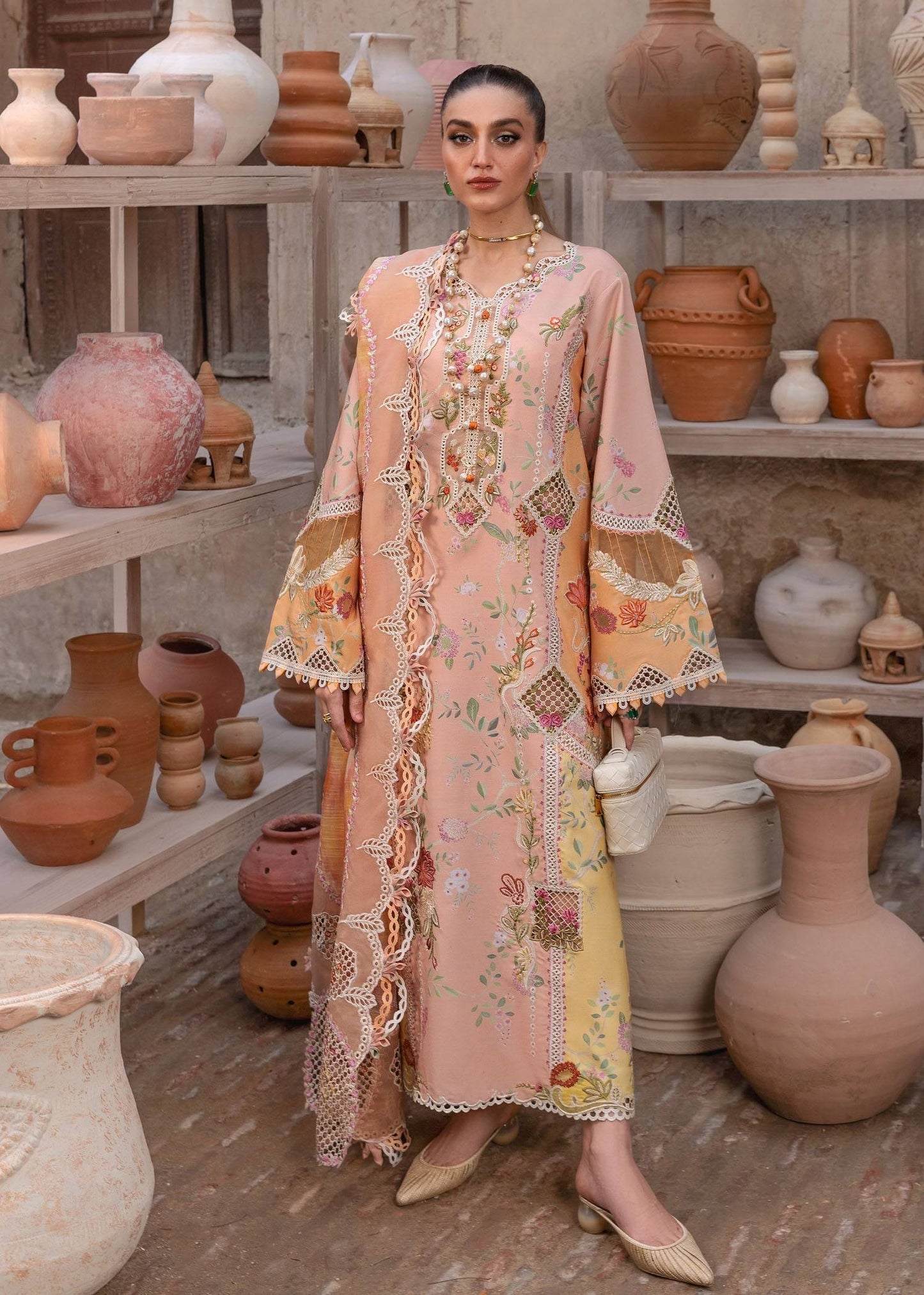 Crimson | Tasawar 25 | BONJOUR AND BLOOM - D4B by Maria Faisal - Registered Vendor of : Crimson - type : Ladies Clothes - 100% original wedding dresses
