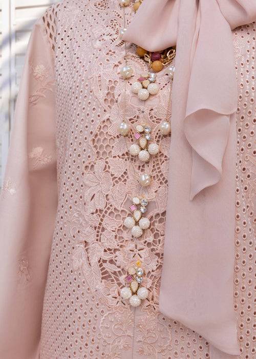 Saira Shakira | Luxury Lawn 25 | LEYLA-A by Maria Faisal - Registered Vendor of : Saira Shakira - type : Ladies Clothes - 100% original wedding dresses