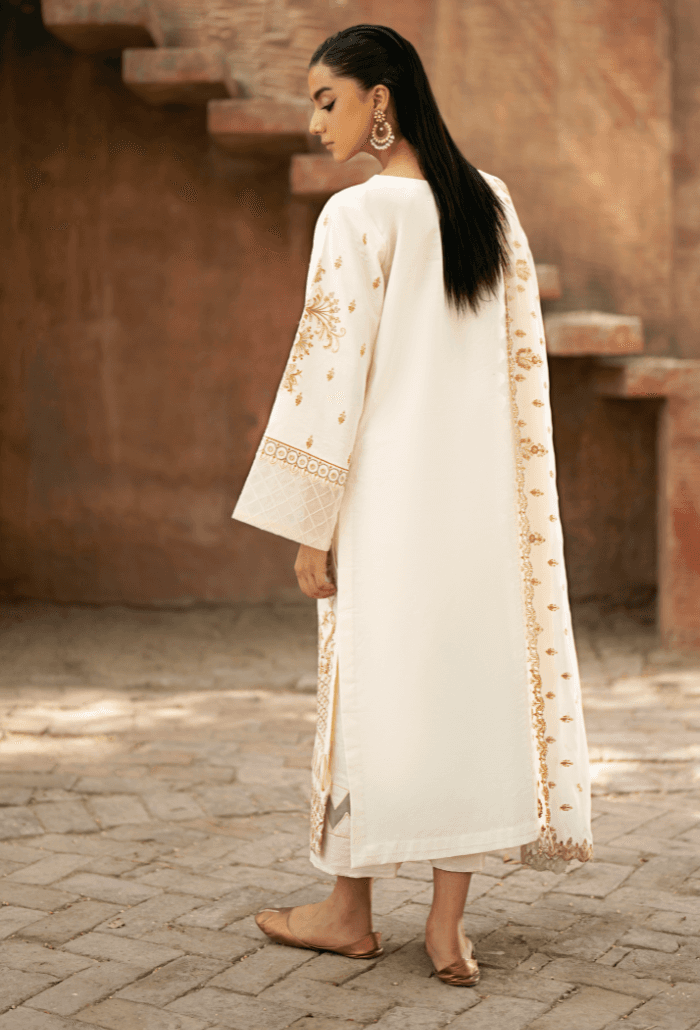 Humdum | Selin Lawn 25 | Selin - D02 by Maria Faisal - Registered Vendor of : Humdum - type : Ladies Clothes - 100% original wedding dresses