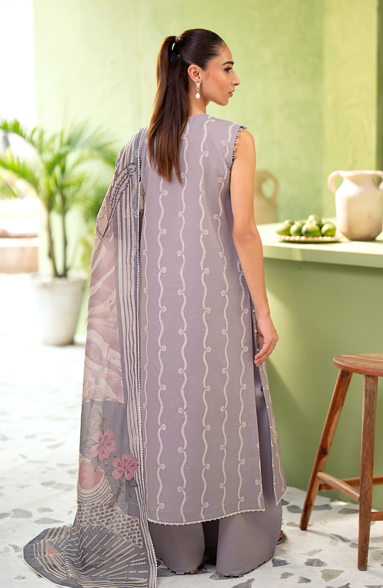Seran | Artisan Lawn 25 | GRIS by Maria Faisal - Registered Vendor of : Seran - type : Ladies Clothes - 100% original wedding dresses