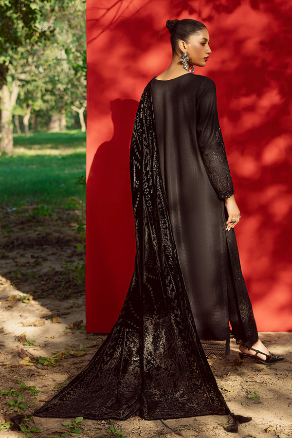 NE-191 – authentic Pakistani dress from the Exclusive Leather Peach collection for women in the UK