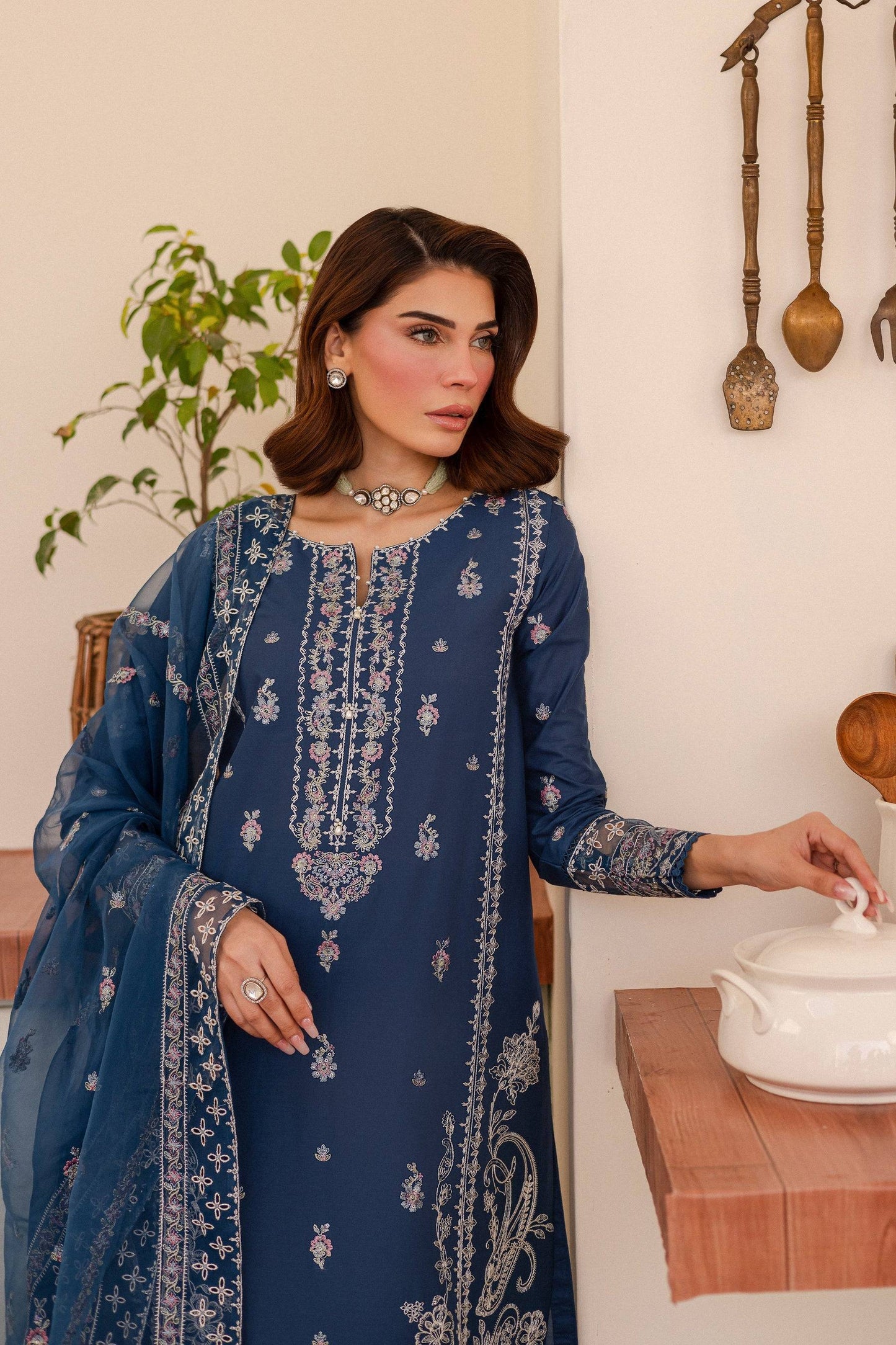 Batik | Kai Formals | Alana by Maria Faisal - Registered Vendor of : Batik - type : Ladies Clothes - 100% original wedding dresses