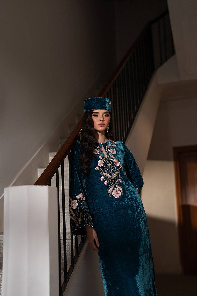 Caia | Luxury Velvet Edit 25 | Twilight custom by Maria Faisal - Registered Vendor of : Caia - type : Ladies Clothes - 100% original wedding dresses