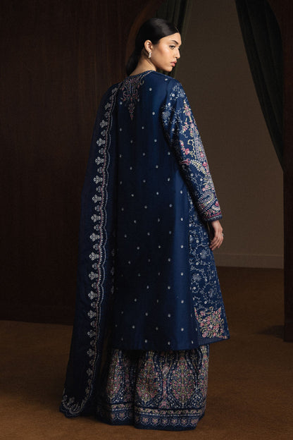  Model Wearing Zinc Pima Lawn Long Shirt - Zara Shahjahan | Satori 2026 | Suiyo-D9 - Ladies Clothes - Maria Faisal