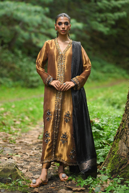 Hue Pret | Farasha Luxury Winter | Nawal - Ladies Clothes - Maria Faisal