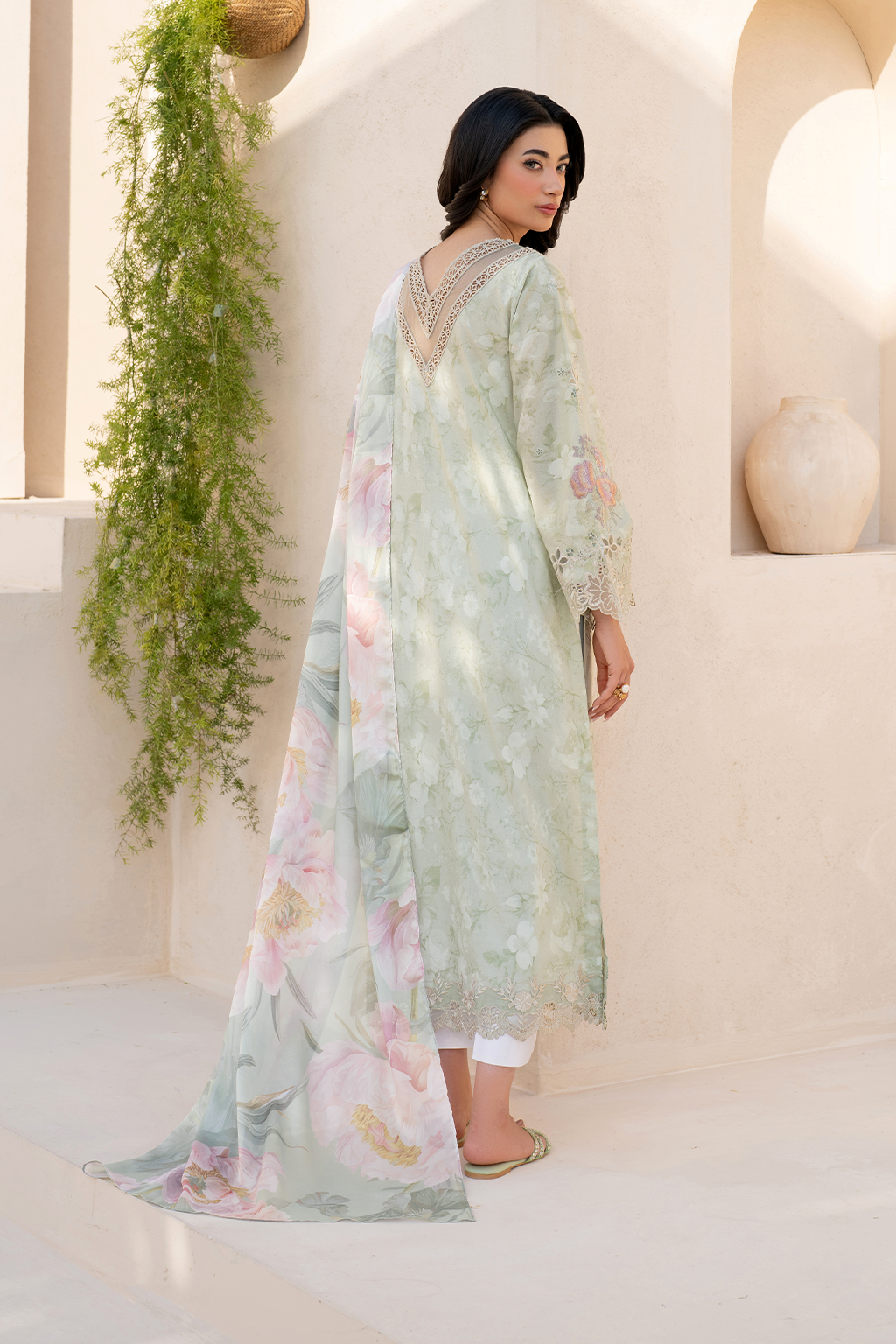 Iznik | Festive Lawn 25 | EFL-07