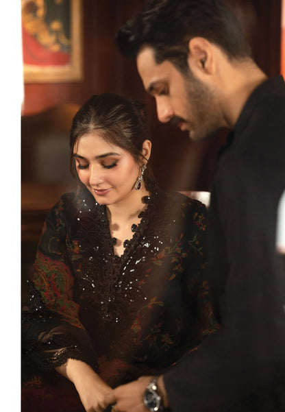 Maria B | Winter Shawl | 24-D4 - Luxury Dress - available at Maria Faisal in UK and USA.