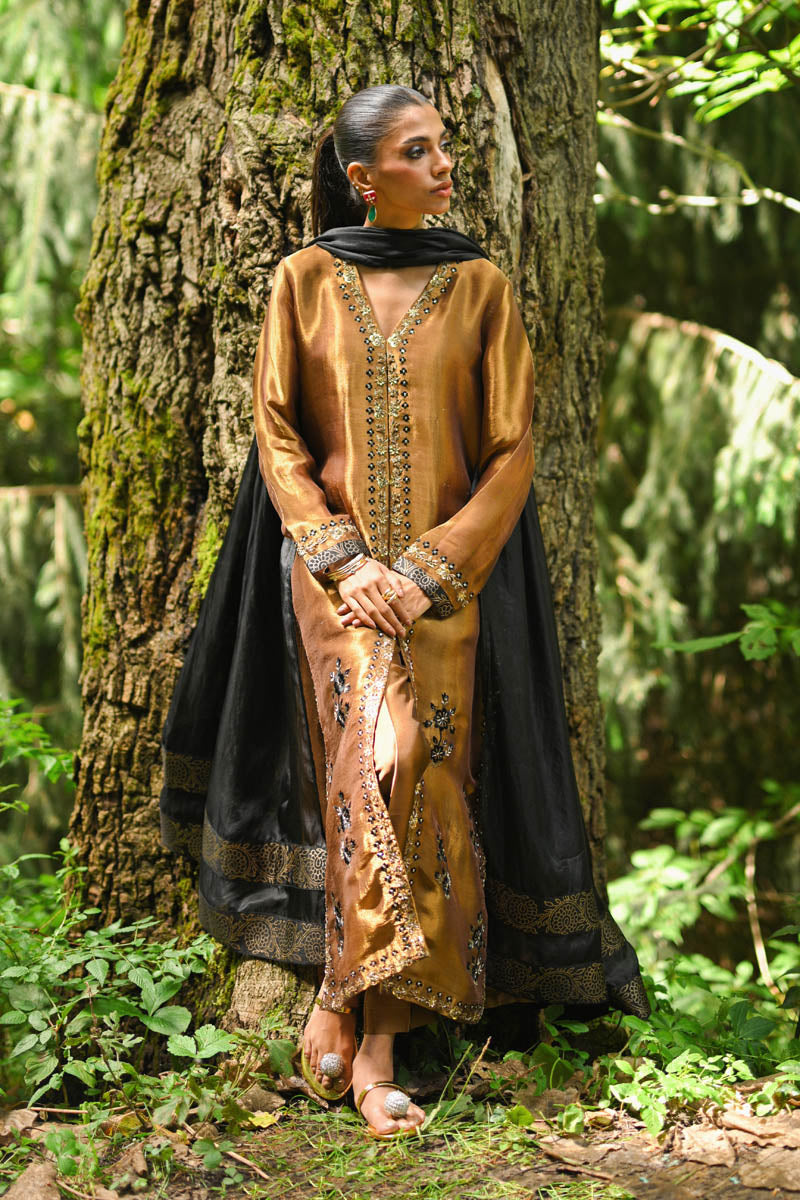 Hue Pret | Farasha Luxury Winter | Nawal - Ladies Clothes - Maria Faisal