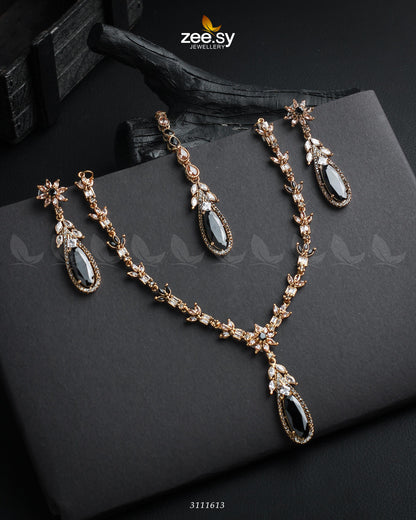 Saba Qamar Necklace Sets - Necklace Sets 