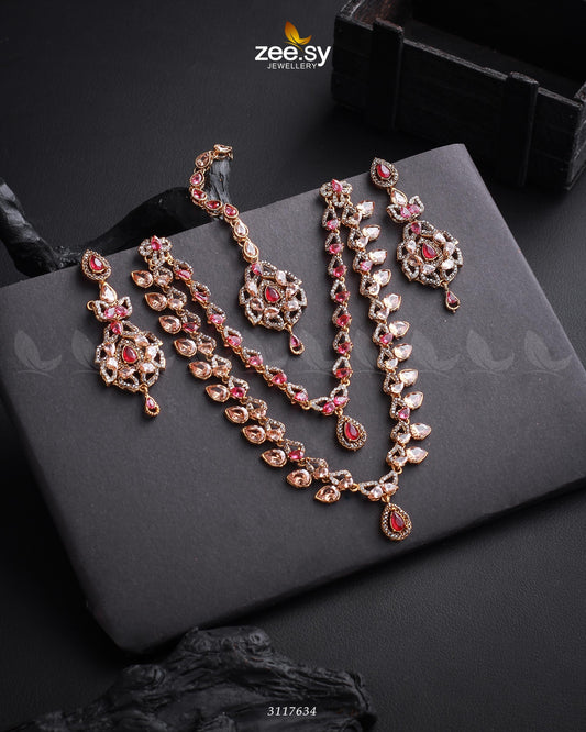 Urwa Hocane Necklace Set - Necklace Sets 