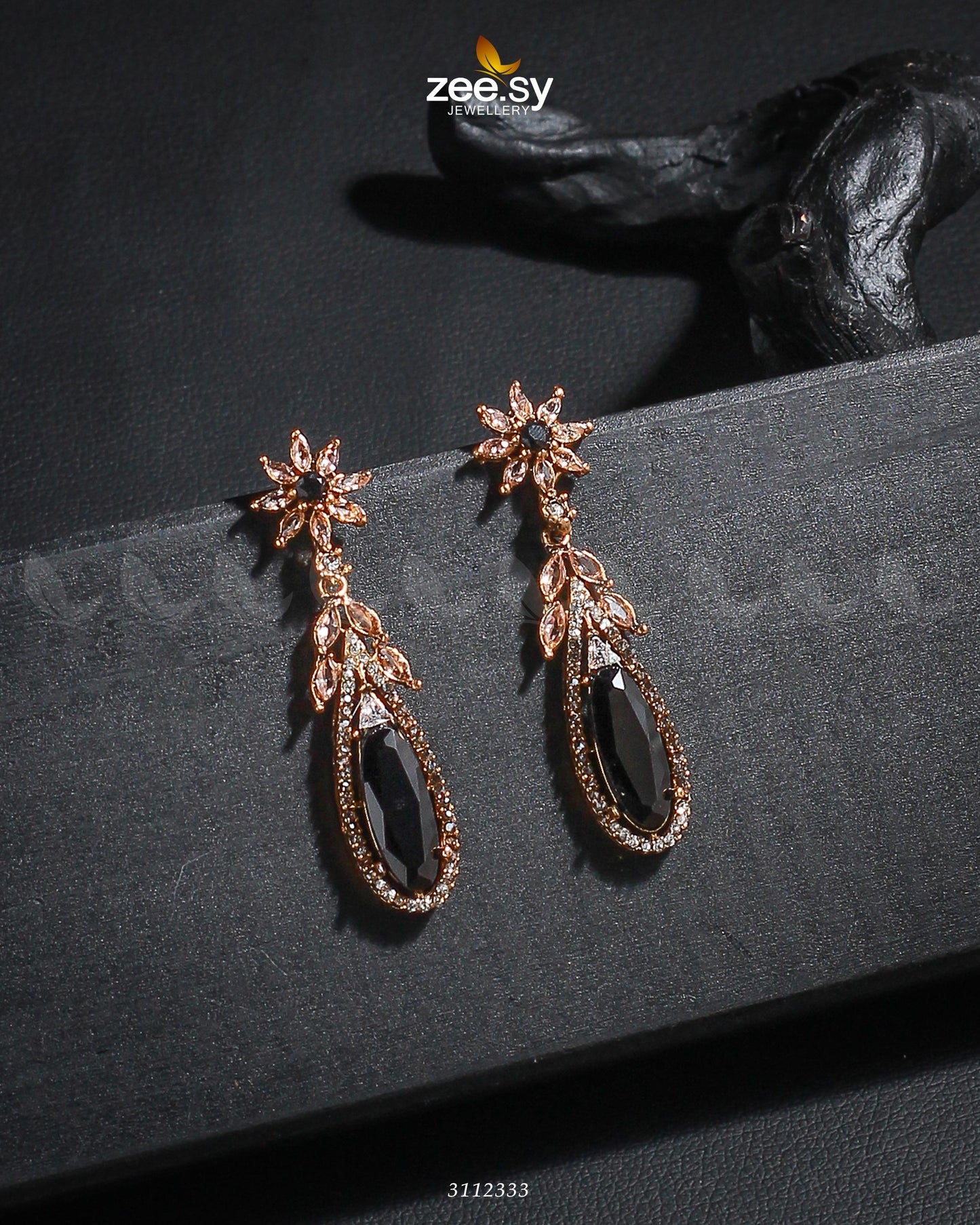 Rimsha's Earrings - Earrings 