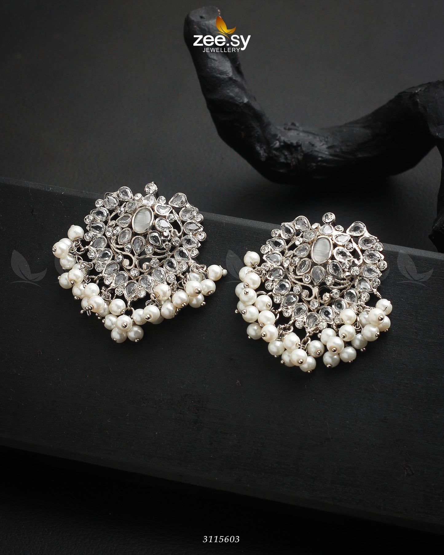 Luxuriant Earrings - Earrings 