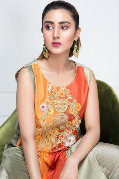 Hana | Eclectic Ready to Wear | Hunter's Green by Maria Faisal - Registered Vendor of : Hana - type : Ladies Clothes - 100% original wedding dresses