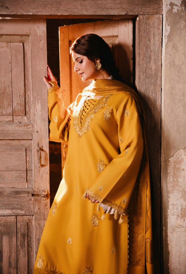 Humdum | Onora Chapter 2 | D04 - Ladies Clothes - Maria Faisal