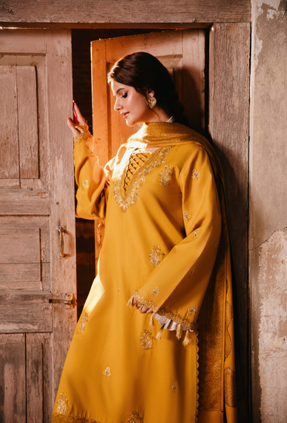 Humdum | Onora Chapter 2 | D04 - Ladies Clothes - Maria Faisal