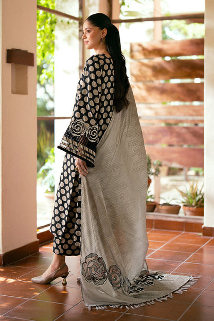 Baroque | Luxury Pret 25 | UF-763 - Formal Dress - available at Maria Faisal in UK and USA.