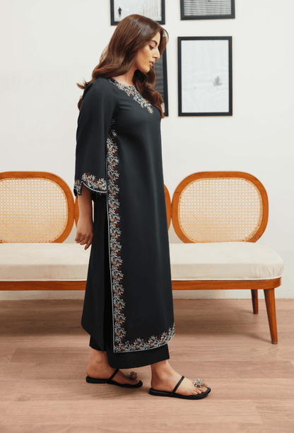 Humdum | Ayra Ready to wear | Ayra - D07 by Maria Faisal - Registered Vendor of : Humdum - type : Ladies Clothes - 100% original wedding dresses