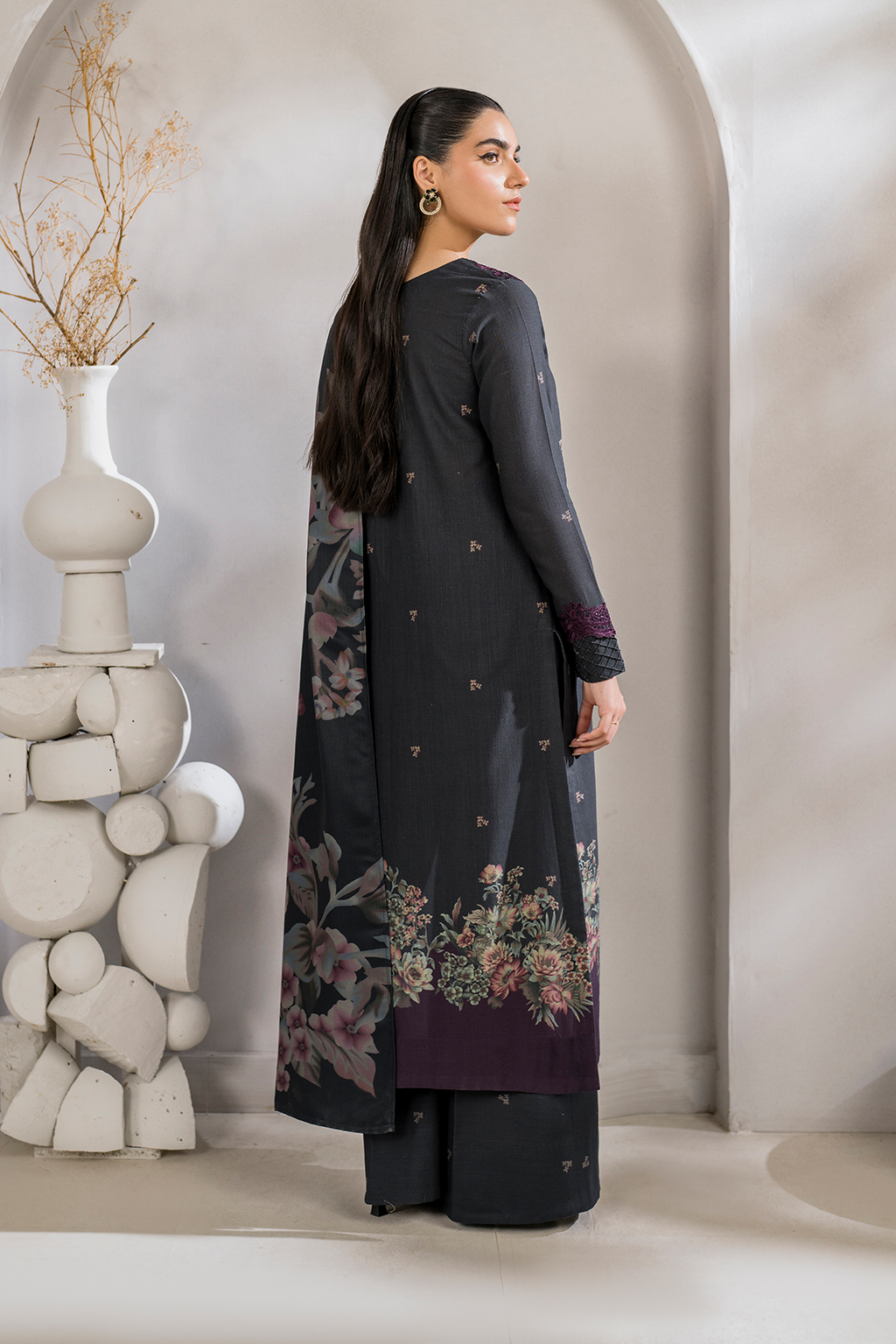 Iznik | Exclusive Winter | UE-357 - Ladies Clothes - Maria Faisal