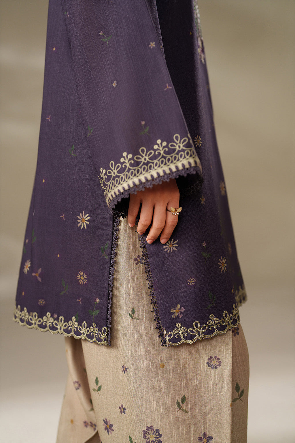 Iznik | Winter Chapter 25 | UE-568 Printed Khaddar - Casual Dress - available at Maria Faisal in UK and USA.