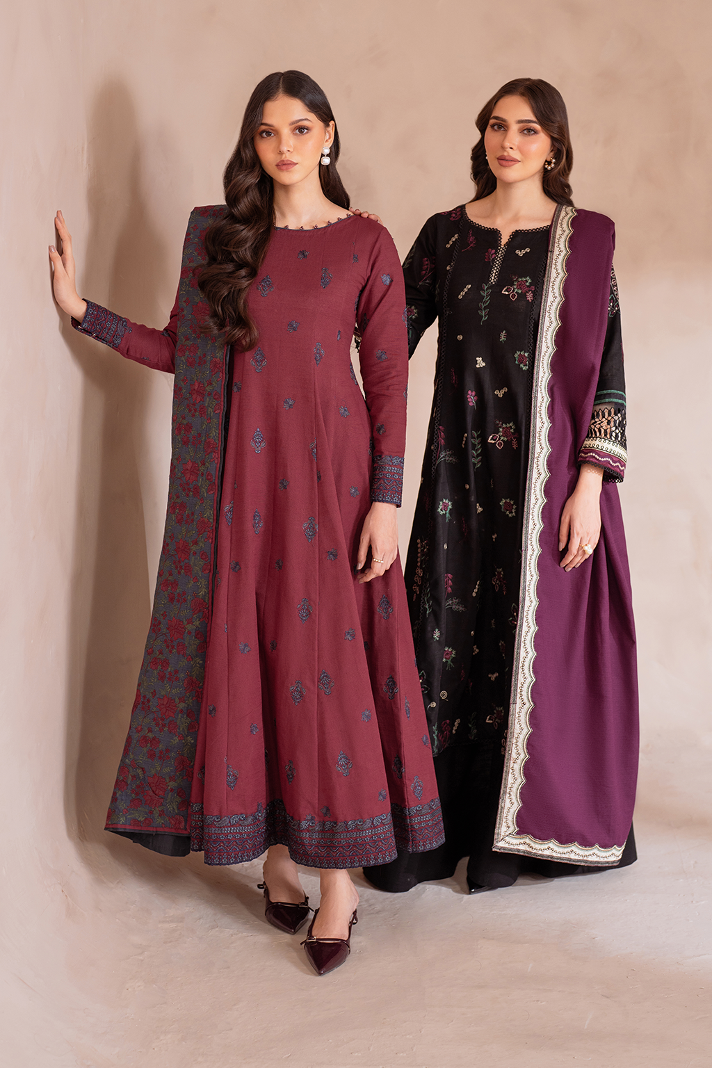 Iznik | Exclusive Winter | UE-363 - Ladies Clothes - Maria Faisal