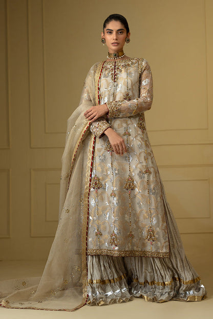 Sana Abbas | Suvi Wedding Formals | GIA