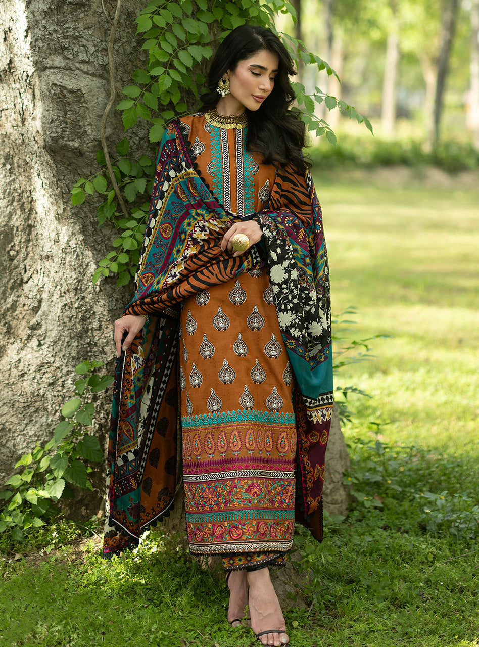 Zainab Chottani | Luxe Lawn 26 | Erin - 11 - Luxury Dress - available at Maria Faisal in UK and USA.