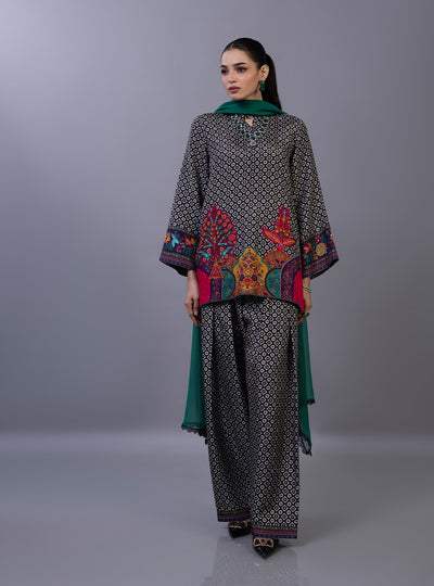 Zainab Chottani | Ramadan Edit 26 | Freya Farshi - Luxury Dress - available at Maria Faisal in UK and USA.