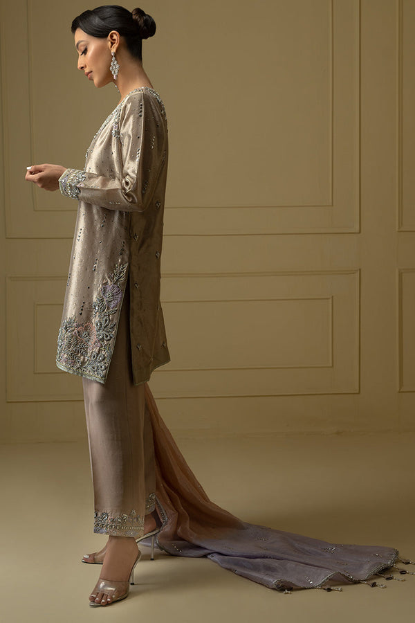 Sana Abbas | Suvi Wedding Formals | LEYA - Ladies Clothes - Maria Faisal