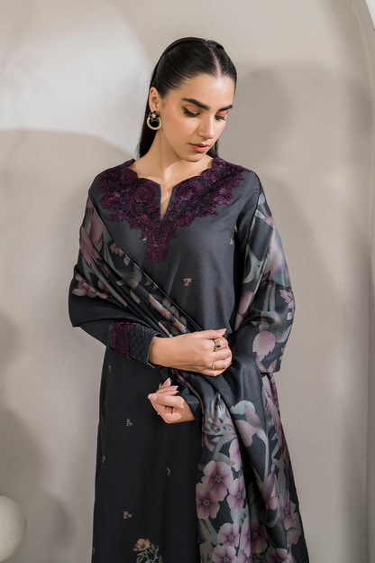Iznik | Exclusive Winter | UE-357 - Ladies Clothes - Maria Faisal