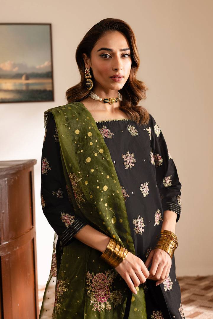 Batik | Reception Luxe Edit | Yildiz by Maria Faisal - Registered Vendor of : Batik - type : Ladies Clothes - 100% original wedding dresses