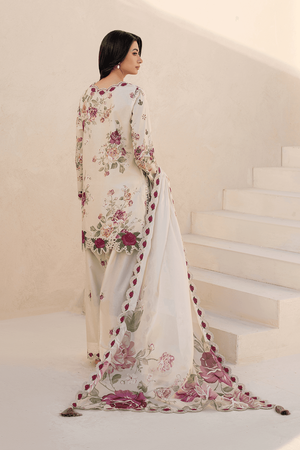 Iznik | Festive Lawn 25 | EFL-05 by Maria Faisal - Registered Vendor of : Iznik - type : Ladies Clothes - 100% original wedding dresses