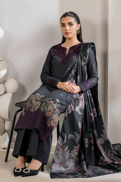 Iznik | Exclusive Winter | UE-357 - Ladies Clothes - Maria Faisal