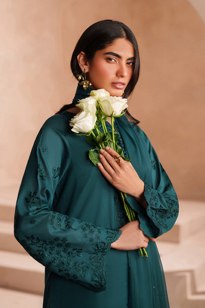 Iznik | Ramadan Edit | UE-594 - Dress - available at Maria Faisal in UK and USA.