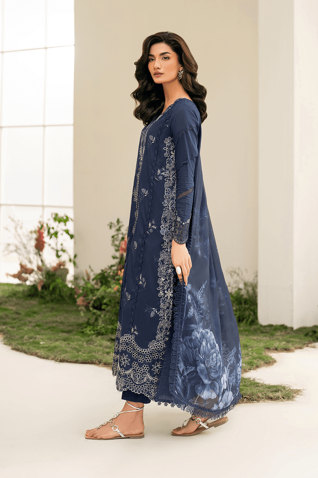 Iznik | Festive Edition | IFE-04 by Maria Faisal - Registered Vendor of : Iznik - type : Ladies Clothes - 100% original wedding dresses