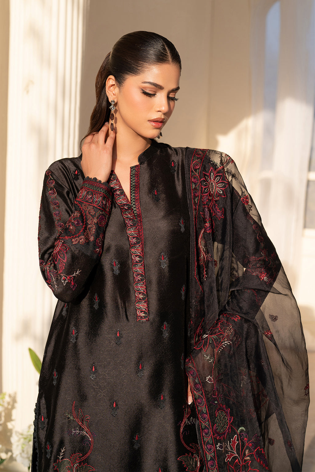Iznik | Festive Formal | UE-434 Embroidered Pure silk - Ladies Clothes - Maria Faisal