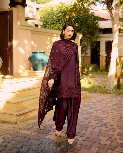 Faiza Saqlain | Carmela Luxury Pret | Triana by Maria Faisal - Registered Vendor of : Faiza Saqlain - type : Ladies Clothes - 100% original wedding dresses