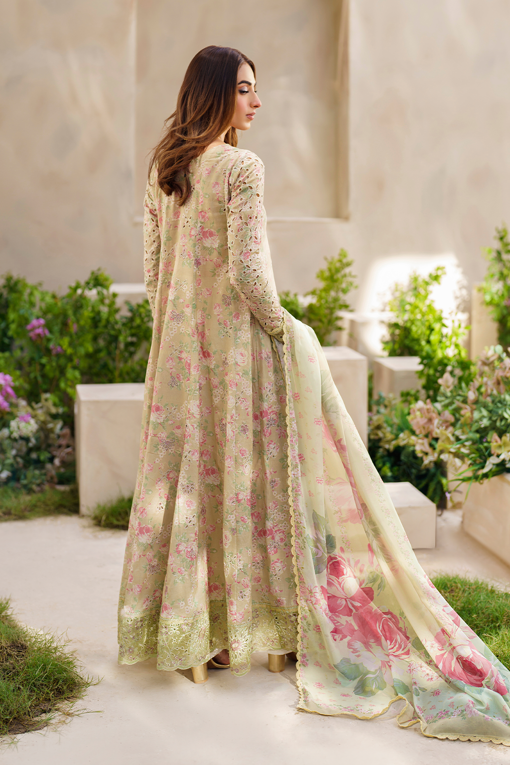 Iznik | Festive lawn 24 | SFL-05 - Designer Dress with Intricate embroidery and embellishments. Shop elegent wedding dress at Maria Faisal.