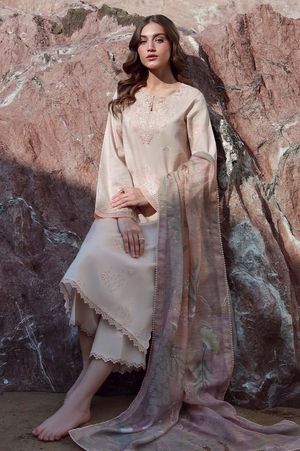 Seran | Afsanah Lawn 25 | RUMI by Maria Faisal - Registered Vendor of : Seran - type : Ladies Clothes - 100% original wedding dresses