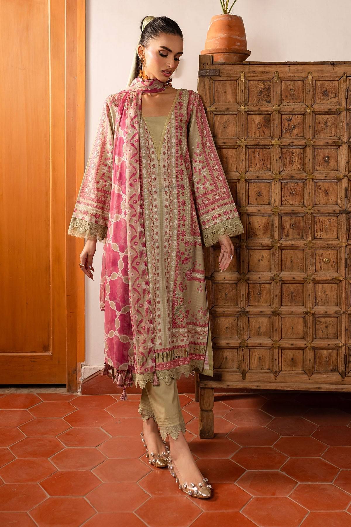 Nureh | Printed lawn 25 | SP-141 by Maria Faisal - Registered Vendor of : Nureh - type : Ladies Clothes - 100% original wedding dresses