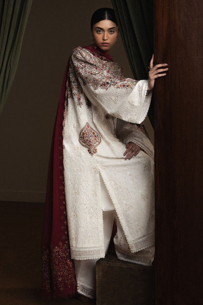  Model Wearing White Pima Lawn Long Shirt - Zara Shahjahan | Satori 2026 | Hikari-D7 - Ladies Clothes - Maria Faisal