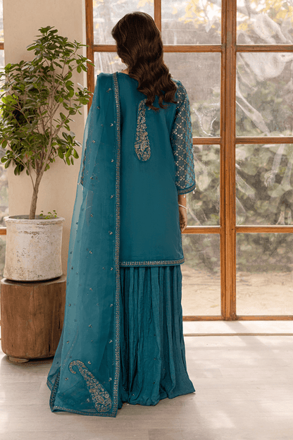 Emaan Adeel | Noore Festive Formals | MEHRIN by Maria Faisal - Registered Vendor of : Emaan Adeel - type : Ladies Clothes - 100% original wedding dresses